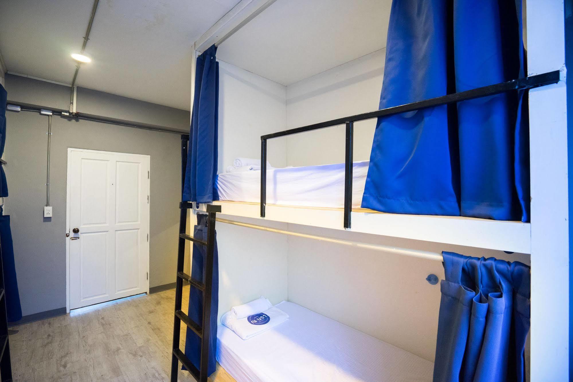 Oyo 437 Hostel Na Nara กรุงเทพมหานคร ภายนอก รูปภาพ