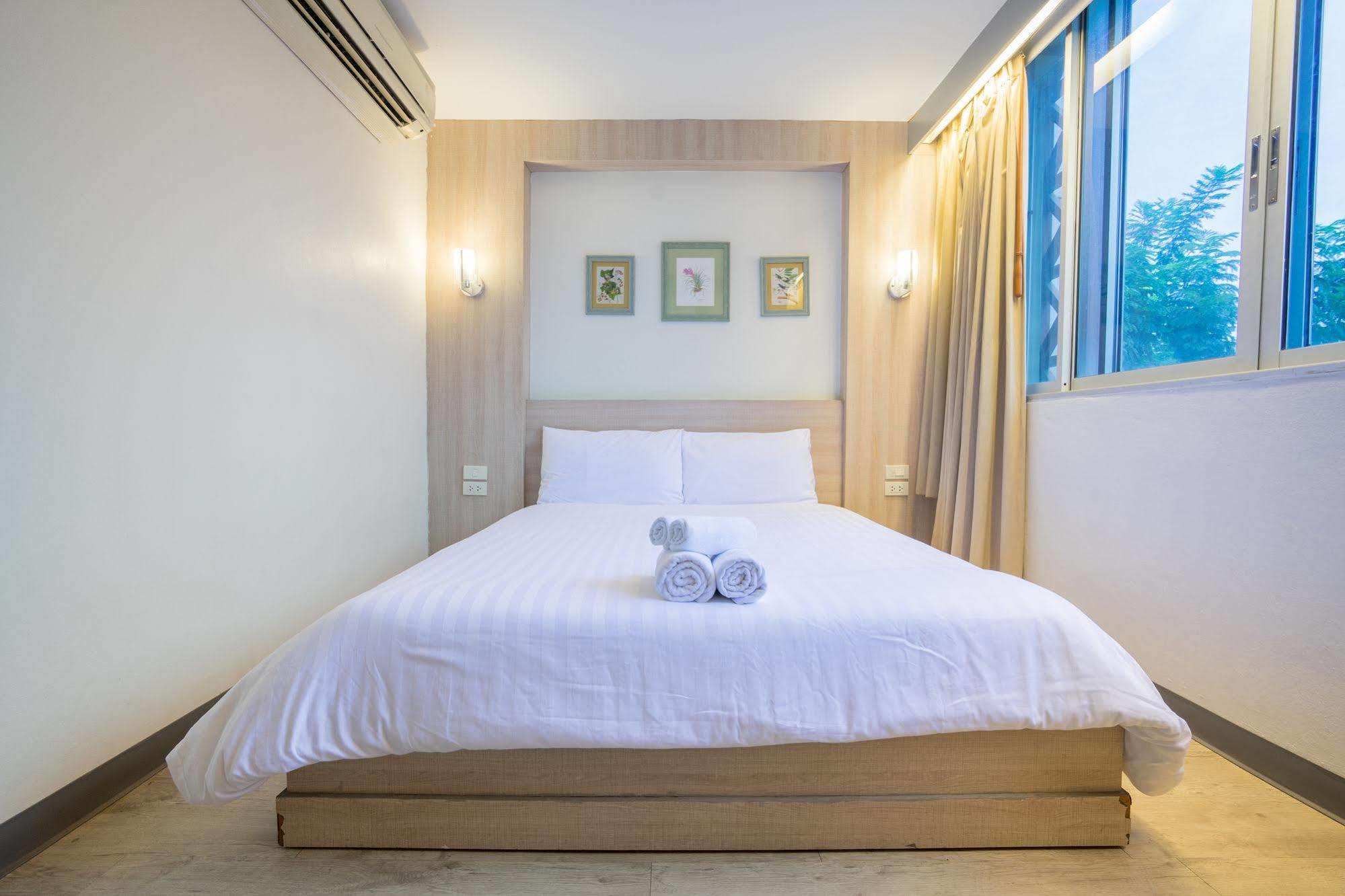 Oyo 437 Hostel Na Nara กรุงเทพมหานคร ภายนอก รูปภาพ