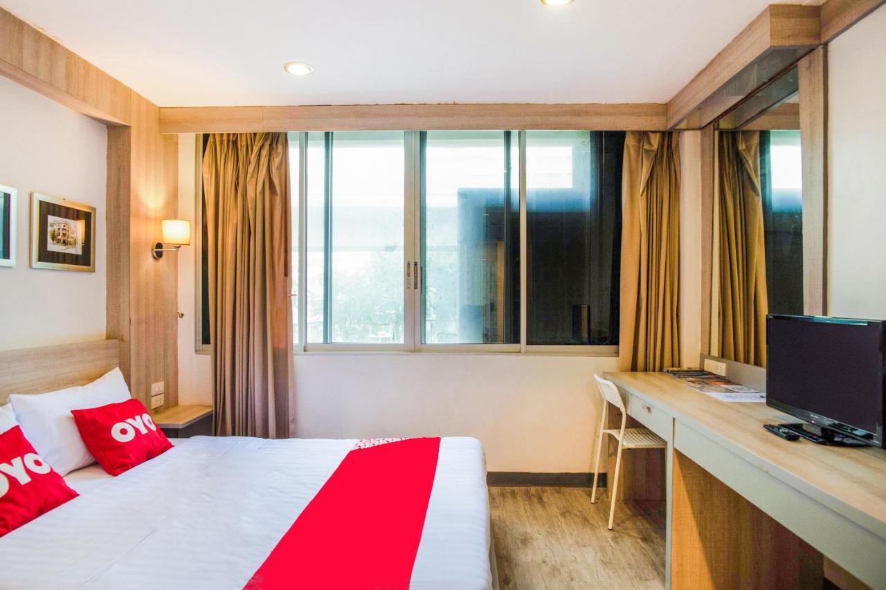 Oyo 437 Hostel Na Nara กรุงเทพมหานคร ภายนอก รูปภาพ