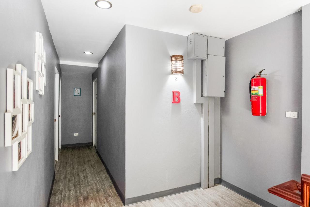 Oyo 437 Hostel Na Nara กรุงเทพมหานคร ภายนอก รูปภาพ